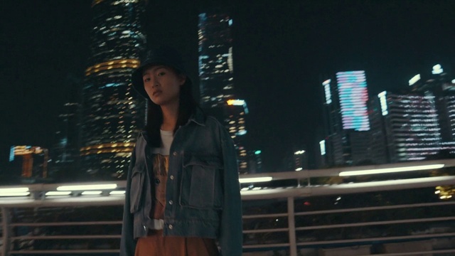 Video Reference: Skyscraper, Building, Flash photography, Tower, Street fashion, Tower block, Travel, Cityscape, City, Metropolitan area