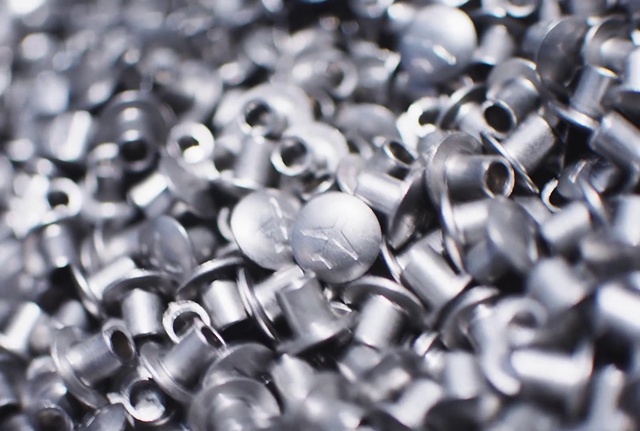 Video Reference: Font, Terrestrial plant, Jewellery, Pattern, Art, Metal, Automotive tire, Fashion accessory, Symmetry, Steel