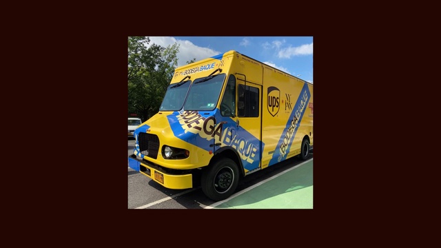 Video Reference: Tire, Wheel, Hood, Vehicle, Car, Automotive lighting, Motor vehicle, Truck, Automotive tire, Automotive design