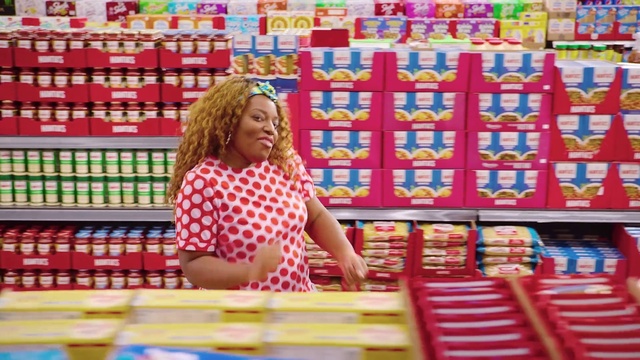 Video Reference: Textile, Publication, Line, T-shirt, Customer, Pattern, Magenta, Leisure, Flooring, Linens