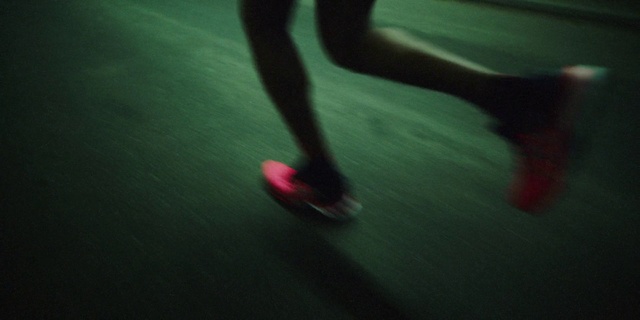 Video Reference: Knee, Plant, Tree, Elbow, Asphalt, Foot, Tints and shades, Sneakers, Road surface, Human leg