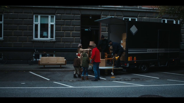 Video Reference: Window, Road surface, Asphalt, Tire, Public space, Wheel, Road, City, Rolling, Event