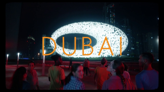 Video Reference: Entertainment, Font, Performing arts, Visual effect lighting, Display device, Leisure, T-shirt, Event, Crowd, Music venue