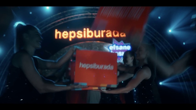 Video Reference: Entertainment, Font, Visual effect lighting, Display device, Performing arts, Event, Technology, Television program, Magenta, Electronic device