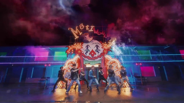 Video Reference: World, Entertainment, Performing arts, Event, Electric blue, Games, Magenta, Performance art, Art, Fictional character