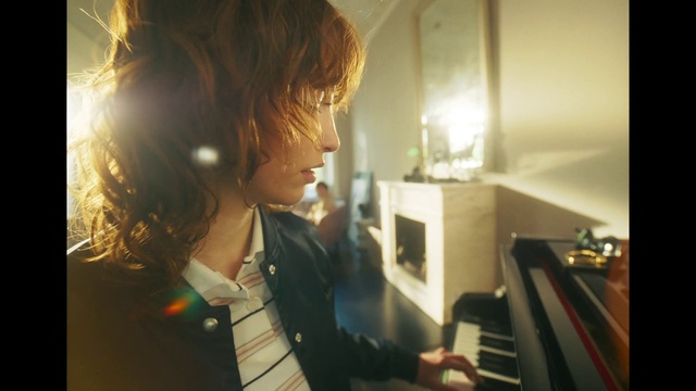 Video Reference: Musical instrument, Piano, Organ, Keyboard, Flash photography, Organist, Musical instrument accessory, Window, Musical keyboard, Jazz pianist