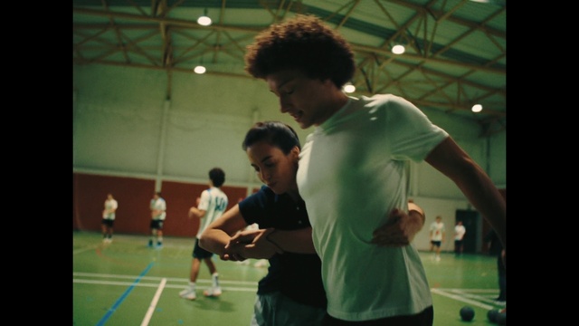 Video Reference: Shorts, Active shorts, Field house, Racketlon, Racquet sport, Leisure, Player, Indoor games and sports, Fun, Sports