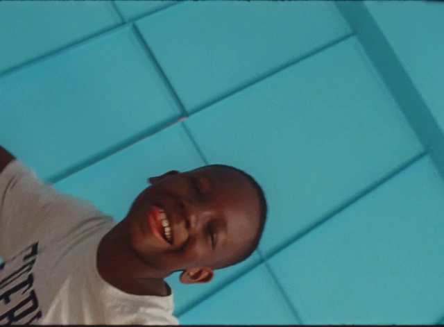 Video Reference: Smile, Azure, Gesture, Happy, Leisure, Tints and shades, Electric blue, Sky, Fun, Elbow
