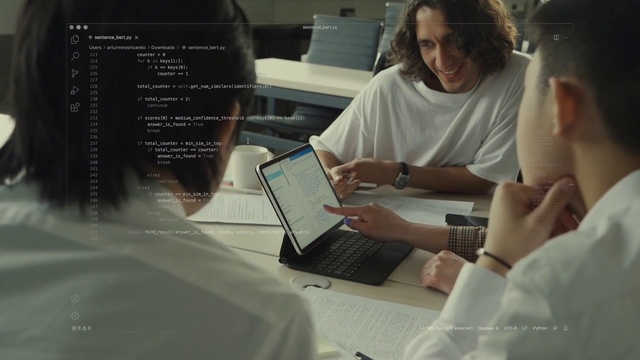 Video Reference: Watch, Computer, Personal computer, Laptop, Netbook, Output device, Tableware, Table, Adaptation, Gadget
