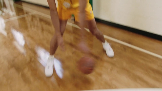 Video Reference: Wood, Flooring, Floor, Knee, Thigh, Hardwood, Wood stain, Varnish, Laminate flooring, Human leg