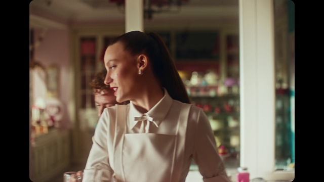 Video Reference: Shoulder, Dress shirt, Neck, Flash photography, Sleeve, Smile, Collar, Happy, Fashion design, Fun