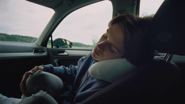 Video Reference: Car, Vehicle, Motor vehicle, Automotive design, Automotive mirror, Steering part, Mode of transport, Gesture, Automotive exterior, Vehicle door