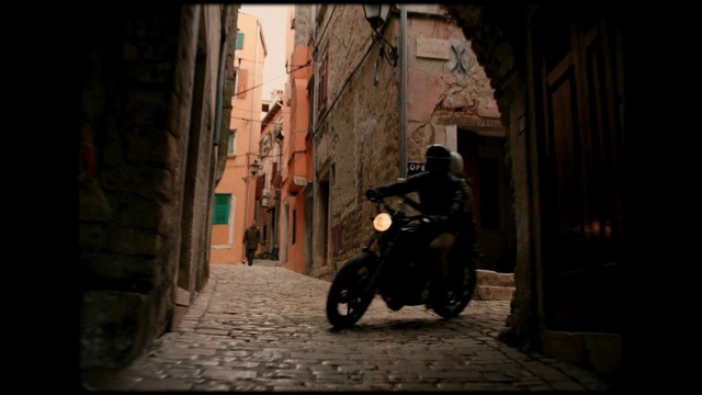 Video Reference: Tire, Wheel, Land vehicle, Vehicle, Automotive lighting, Automotive tire, Motorcycle, Motor vehicle, Tread, Road surface