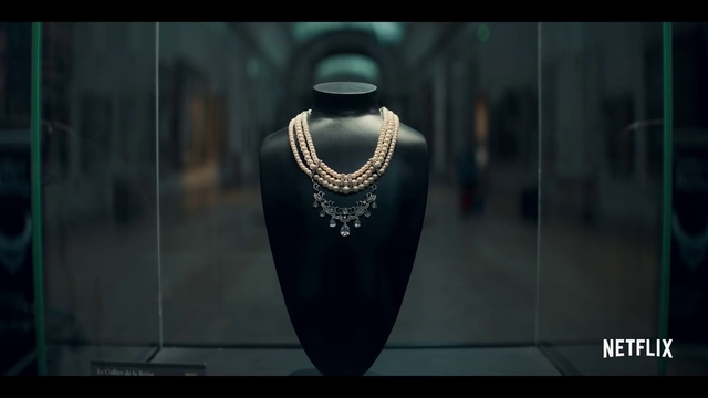 Video Reference: Body jewelry, Automotive design, Necklace, Font, Fashion design, Mannequin, Jewellery, Art, Event, Artifact