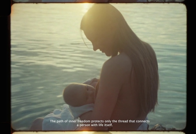 Video Reference: Water, Flash photography, Lake, Happy, Rectangle, Tints and shades, Horizon, Calm, Travel, Leisure