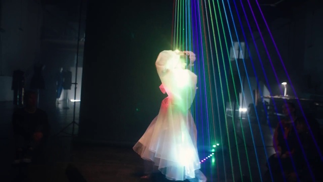 Video Reference: Entertainment, Performing arts, Visual effect lighting, Fashion design, Music, Event, Electric blue, Music venue, Fun, Magenta