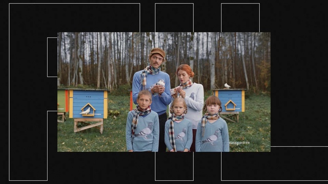 Video Reference: Vertebrate, Flash photography, Grass, Adaptation, Fun, Natural landscape, Happy, T-shirt, Event, Advertising