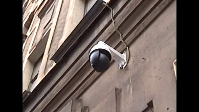 Video Reference: Wood, Automotive design, Grey, Automotive exterior, Brick, Tints and shades, Facade, Audio equipment, Metal, Ceiling