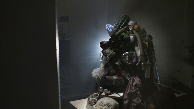 Video Reference: Cg artwork, Mecha, Military robot, Machine, Space, Armour, Fictional character, Art, Darkness, Action figure