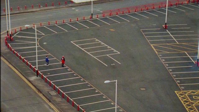 Video Reference: Infrastructure, Road surface, Asphalt, Sports, Grass, Road, City, Stadium, Tar, Lane