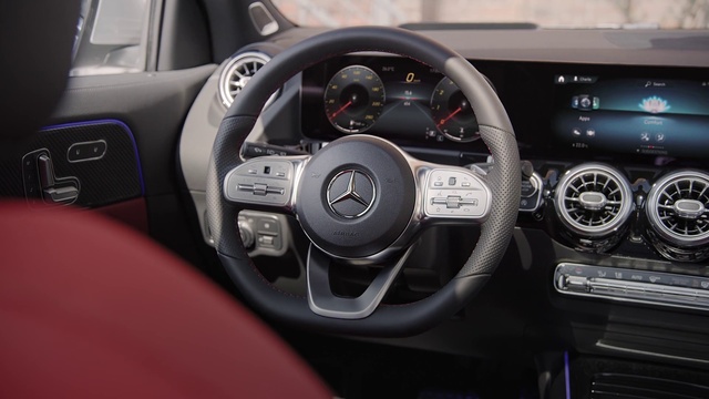 Video Reference: Speedometer, Vehicle, Trip computer, Gear shift, Car, Tachometer, Gauge, Motor vehicle, Automotive lighting, Automotive design