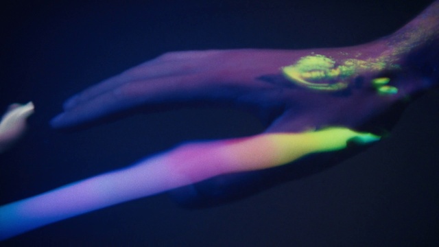 Video Reference: Hand, Liquid, Purple, Underwater, Water, Gesture, Marine biology, Violet, Performing arts, Fin