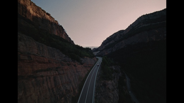 Video Reference: Sky, Mountain, Atmospheric phenomenon, Landscape, Cloud, Road, Slope, Natural landscape, Wood, Track