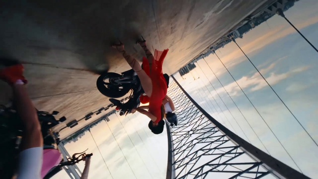 Video Reference: Cloud, Sky, Recreation, Performing arts, Leisure, Event, Fun, Sports, Adventure, Entertainment