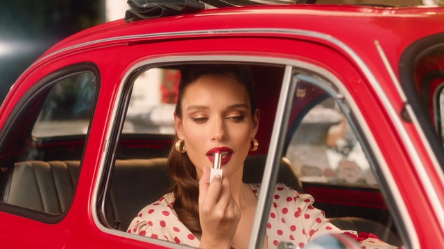 Video Reference: Car, Lip, Vehicle, Land vehicle, Photograph, Motor vehicle, Facial expression, Automotive design, Human, Fashion
