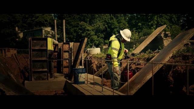 Video Reference: Helmet, Hard hat, Workwear, Tradesman, High-visibility clothing, Engineer, Wood, Asphalt, Construction worker, Blue-collar worker