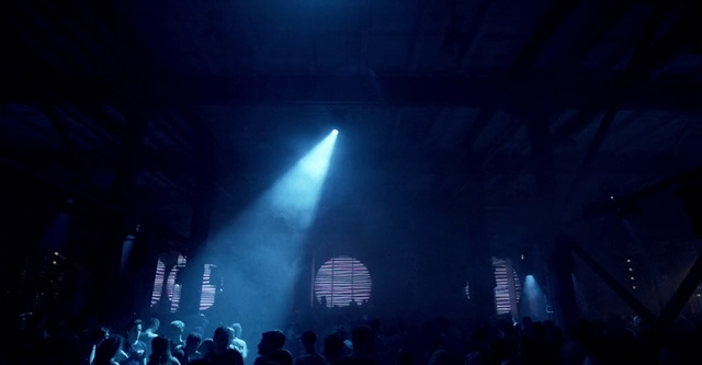 Video Reference: Musician, Purple, Concert, Cloud, Guitarist, Music, Entertainment, Performing arts, Artist, Sky