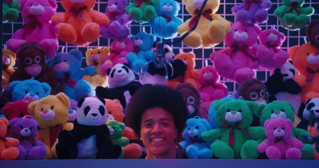 Video Reference: Photograph, Light, Organ, Purple, Blue, Smile, Natural environment, Organism, Toy, Pink