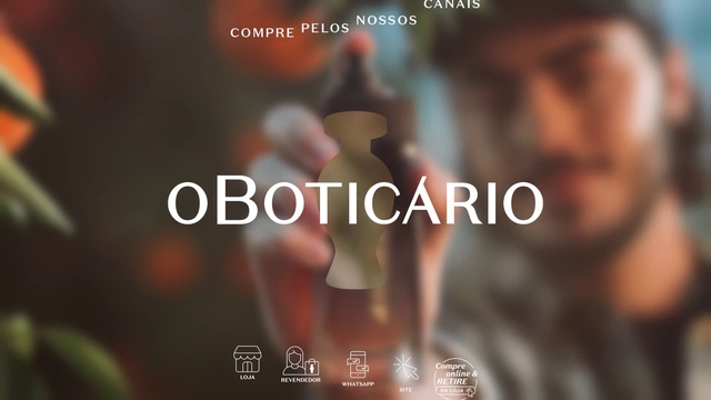 Video Reference: Flash photography, Happy, Font, Entertainment, Event, Formal wear, Fashion design, Fashion accessory, Fun, Brand