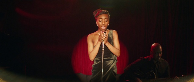 Video Reference: Chin, Microphone, Musician, Smile, Music, Music artist, Audio equipment, Entertainment, Performing arts, Singing