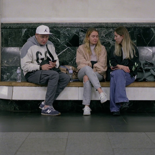 Video Reference: Footwear, Leg, Grey, Sneakers, Luggage and bags, Leisure, Jacket, Boot, Bag, Event