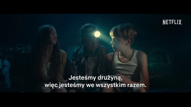 Video Reference: Flash photography, Entertainment, Font, Midnight, Event, Darkness, Electric blue, Photo caption, Fun, Movie