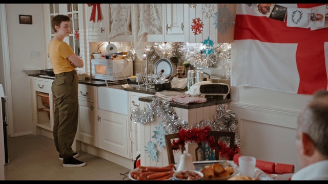 Video Reference: Cabinetry, Countertop, Drawer, Decoration, Fashion design, Kitchen, Curtain, Event, Kitchen appliance, Cooking