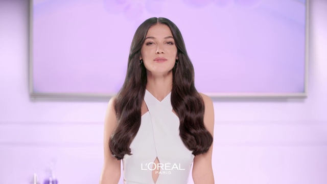 Video Reference: Skin, Lip, Eyebrow, Eyelash, Flash photography, Sleeve, Gesture, Happy, Thigh, Black hair