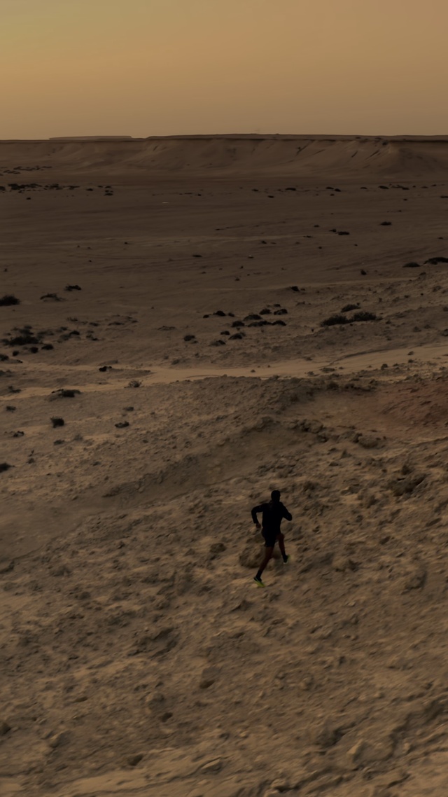 Video Reference: Sky, Horizon, Slope, Landscape, Aeolian landform, Singing sand, Sand, Wind wave, Soil, Dune