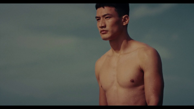 Video Reference: Flash photography, Jaw, Neck, Gesture, Chest, Trunk, Happy, Barechested, Abdomen, Elbow