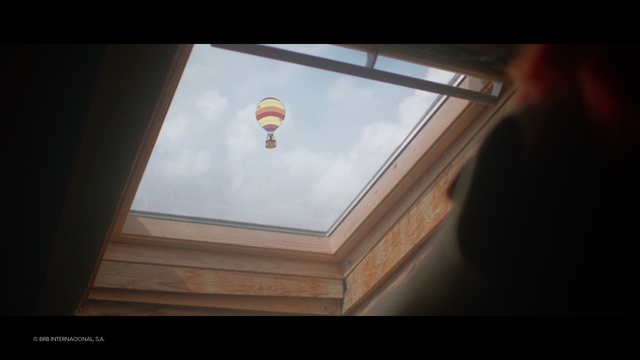 Video Reference: Sky, Cloud, Rectangle, Building, Wood, Balloon, Window, Tints and shades, Symmetry, Ceiling