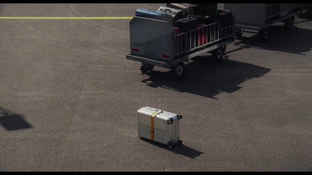 Video Reference: Tire, Wheel, Automotive tire, Motor vehicle, Road surface, Asphalt, Automotive exterior, Automotive design, Mode of transport, Rolling