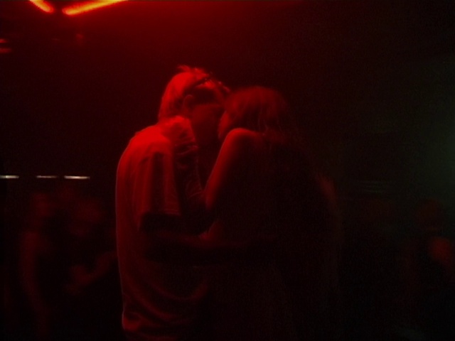 Video Reference: Orange, Gesture, Flash photography, Performing arts, Entertainment, Magenta, Event, Fun, Darkness, Sky