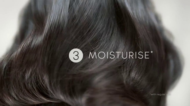 Video Reference: Head, Eyelash, Liver, Iris, Grey, Wig, Layered hair, Bangs, Step cutting, Artificial hair integrations