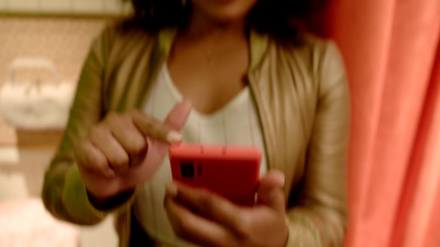 Video Reference: Hand, Sleeve, Gesture, Finger, Thumb, Smile, Communication Device, Mobile phone, Gadget, Nail