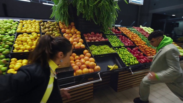 Video Reference: Food, Selling, Natural foods, Plant, Green, Greengrocer, Whole food, Retail, Market, Ingredient