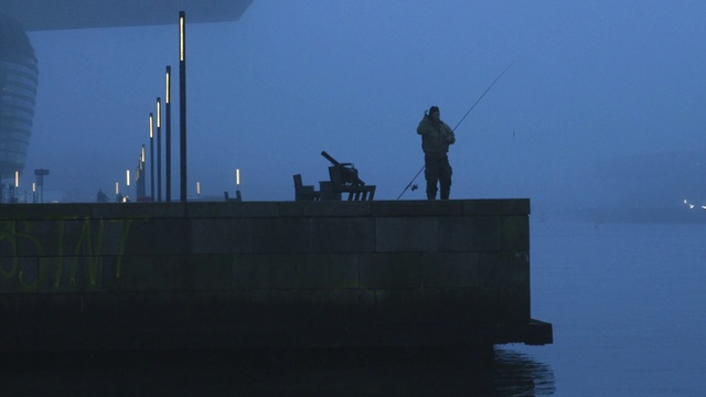 Video Reference: Water, Sky, Grey, Atmospheric phenomenon, Darkness, Horizon, Evening, Public utility, Electricity, Shadow
