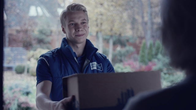 Video Reference: Flash photography, Plant, Grass, Happy, Sky, Tree, Wood, Electric blue, T-shirt, Leisure