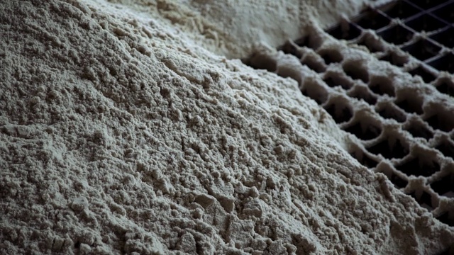 Video Reference: Grey, Bedrock, Freezing, Geological phenomenon, Formation, Beige, Landscape, Wool, Close-up, Sand