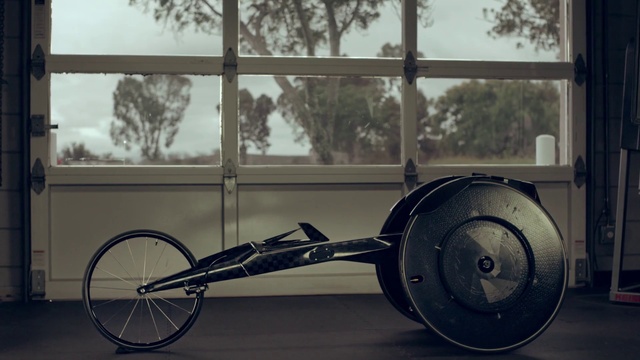 Video Reference: Wheel, Tire, Automotive tire, Window, Bicycle tire, Wood, Sky, Motor vehicle, Tree, Rim